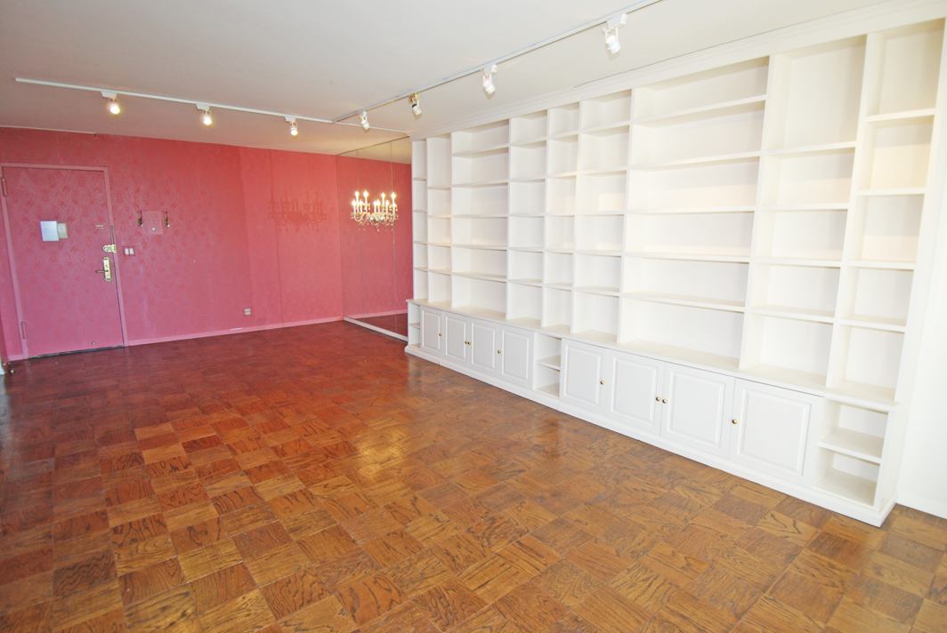 North Shore Towers Apt.