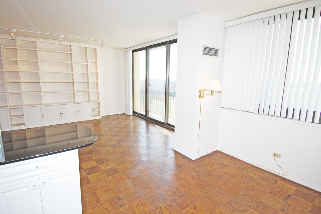 North Shore Towers Apt.