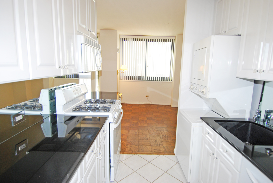 North Shore Towers Apt.