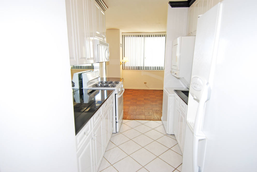 North Shore Towers Apt.