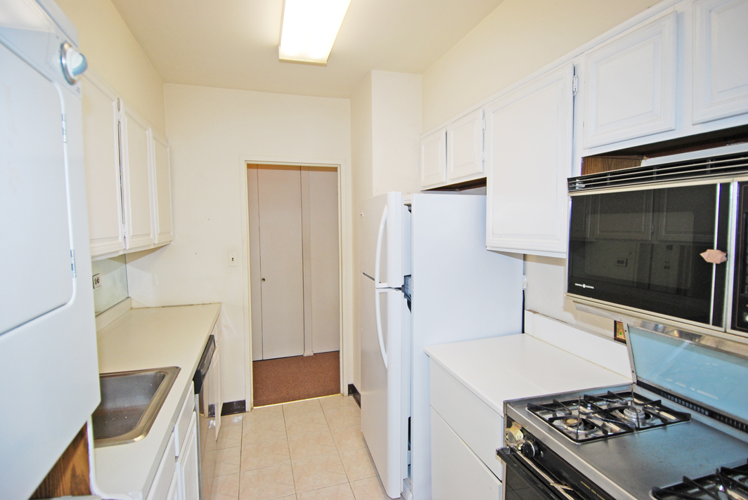 North Shore Towers Apt.