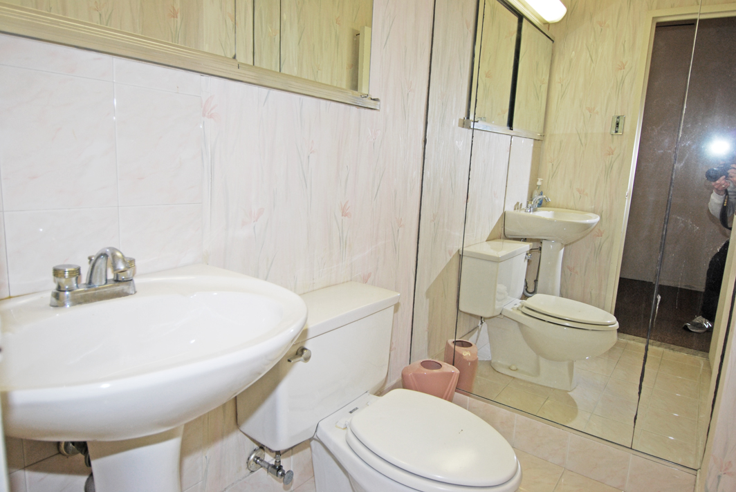 North Shore Towers Apt.