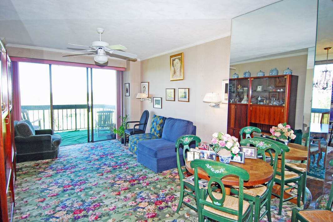 North Shore Towers Apt.