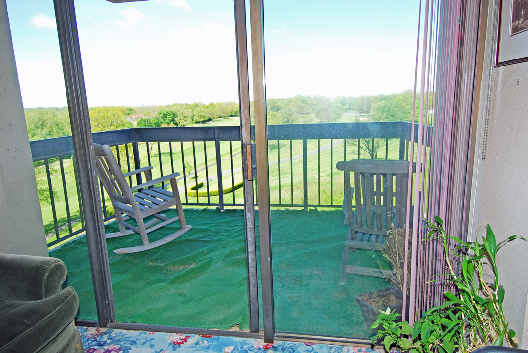 North Shore Towers Apt.