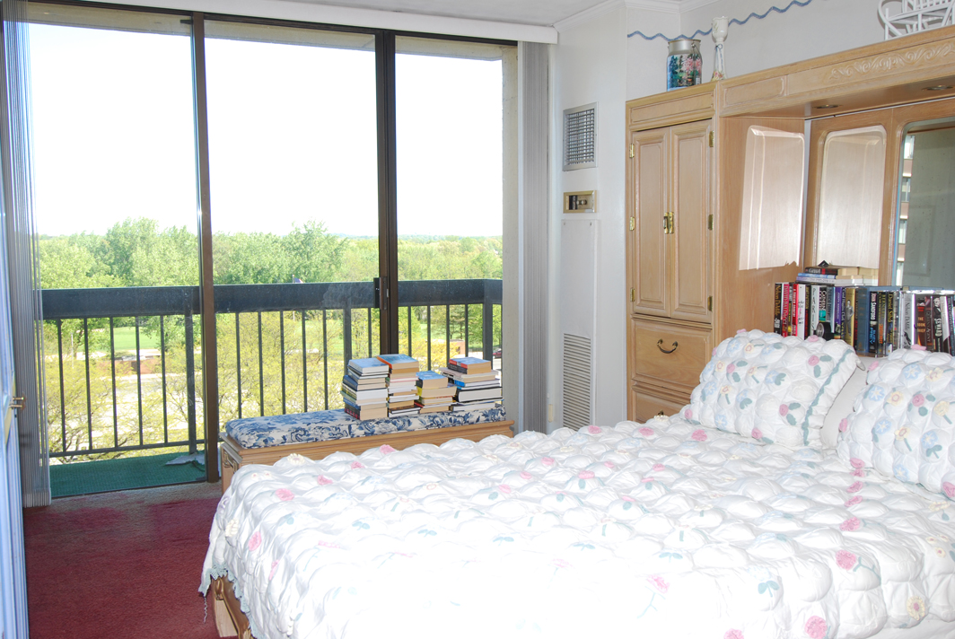 North Shore Towers Apt.