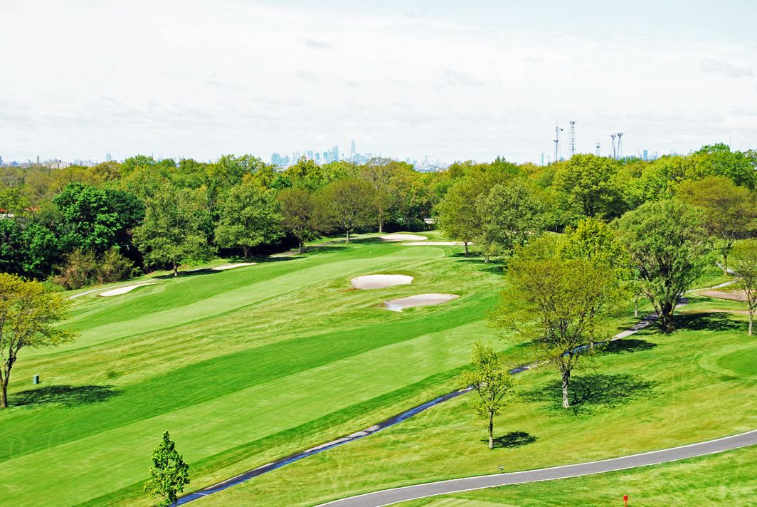 North Shore Towers Apt.