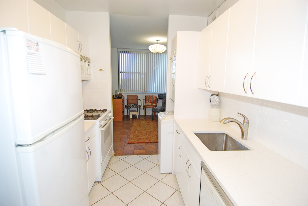 North Shore Towers Apt.