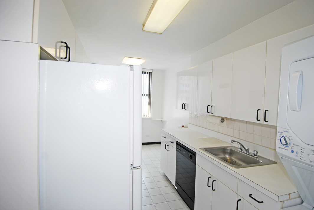 North Shore Towers Apt.