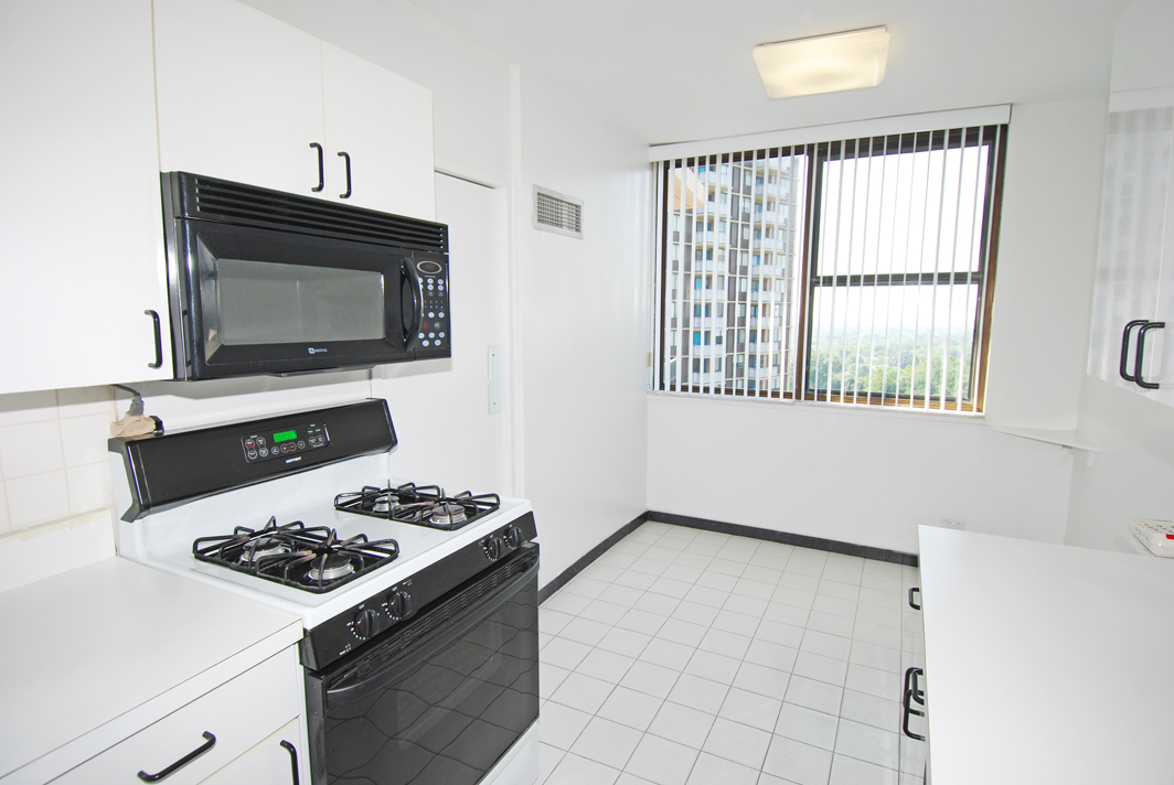 North Shore Towers Apt.