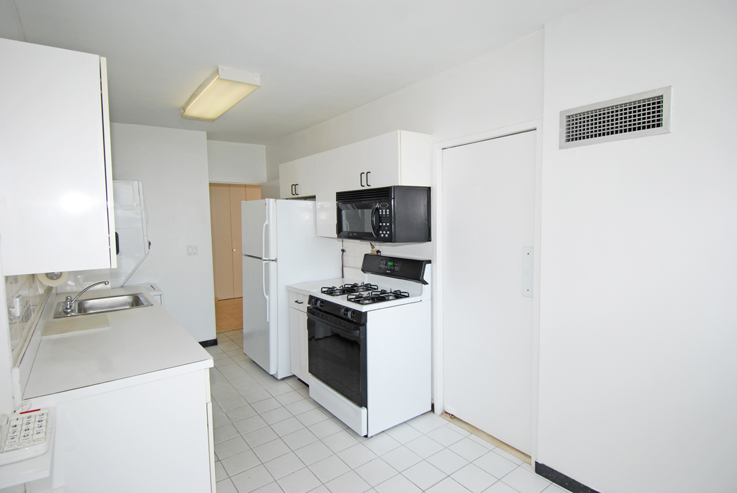 North Shore Towers Apt.