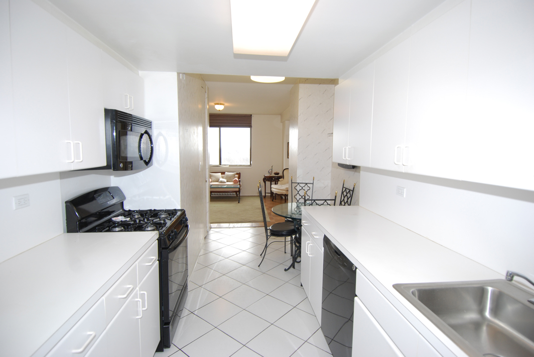 North Shore Towers Apt.