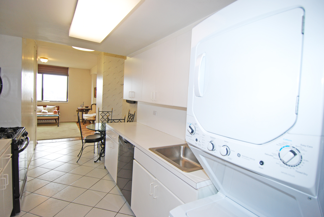 North Shore Towers Apt.