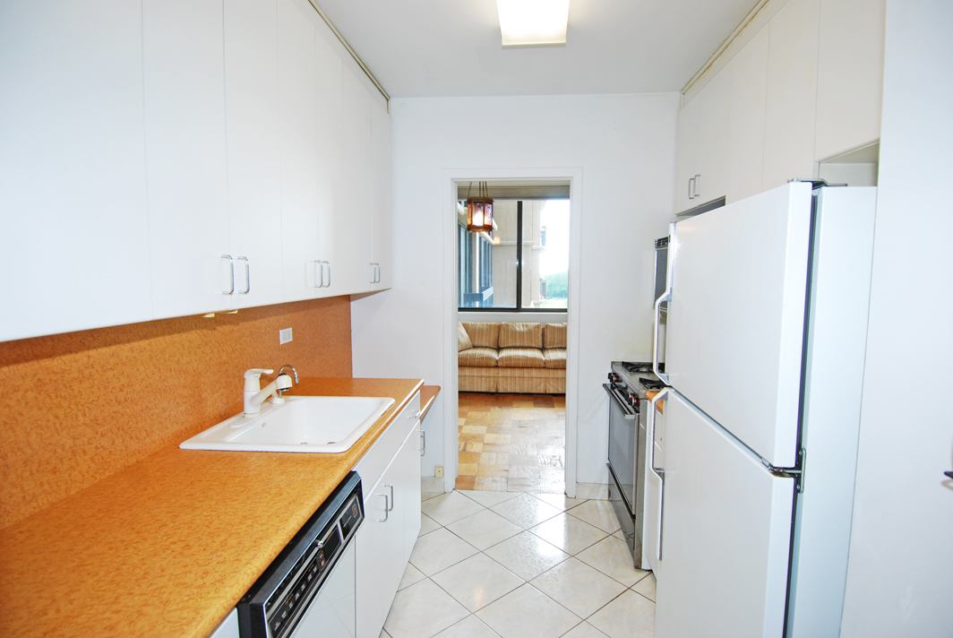 North Shore Towers Apt.