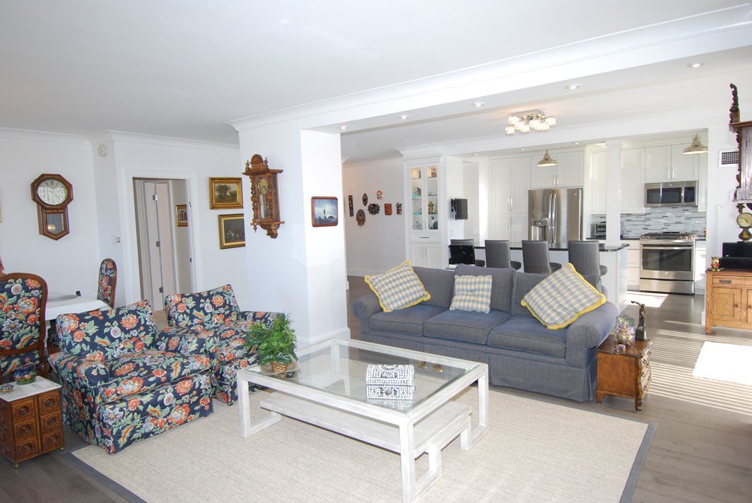 North Shore Towers Apt.