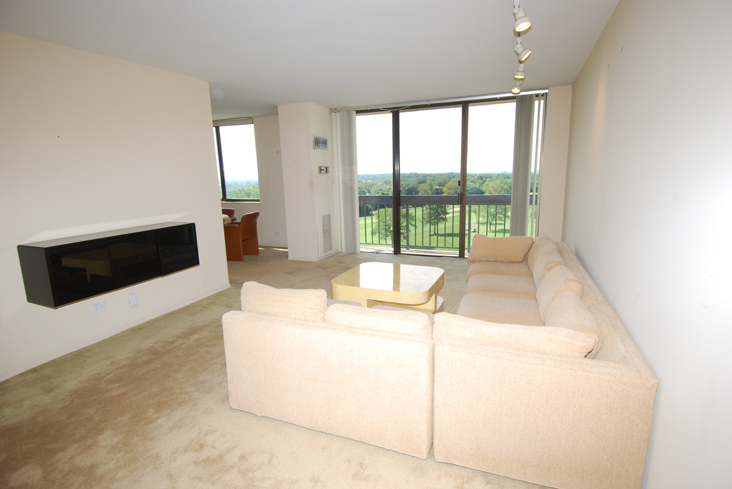 North Shore Towers Apt. 