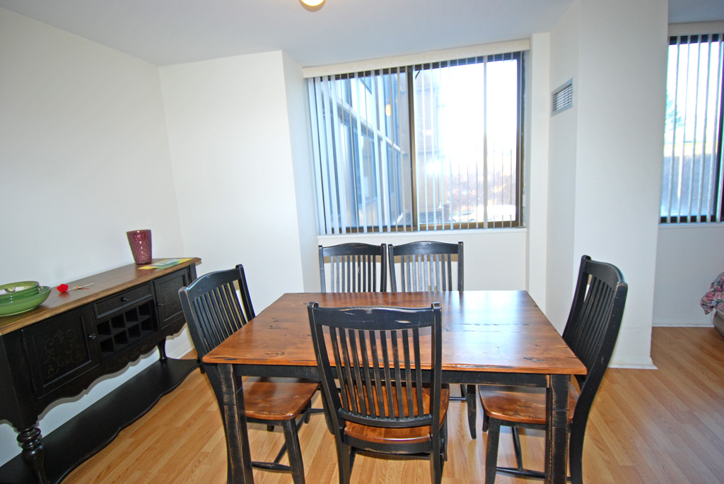 North Shore Towers Apt.