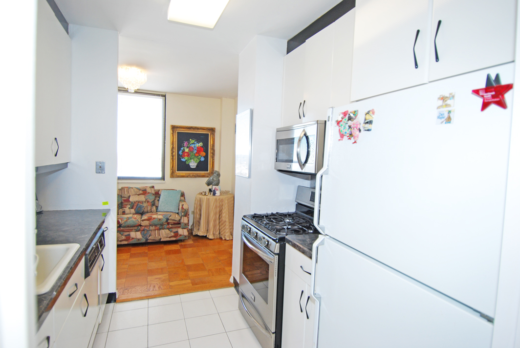 North Shore Towers Apt.