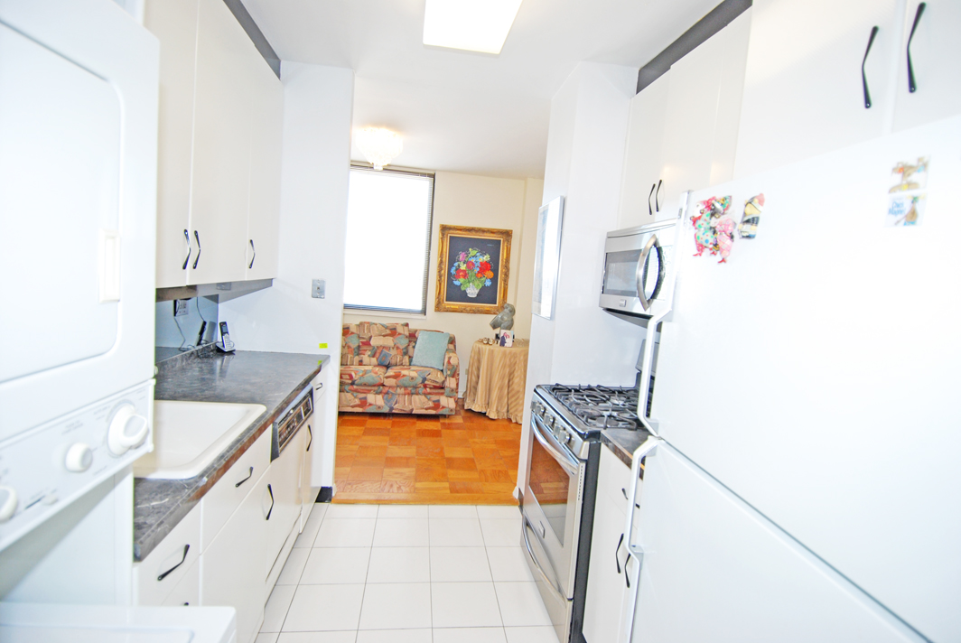 North Shore Towers Apt.