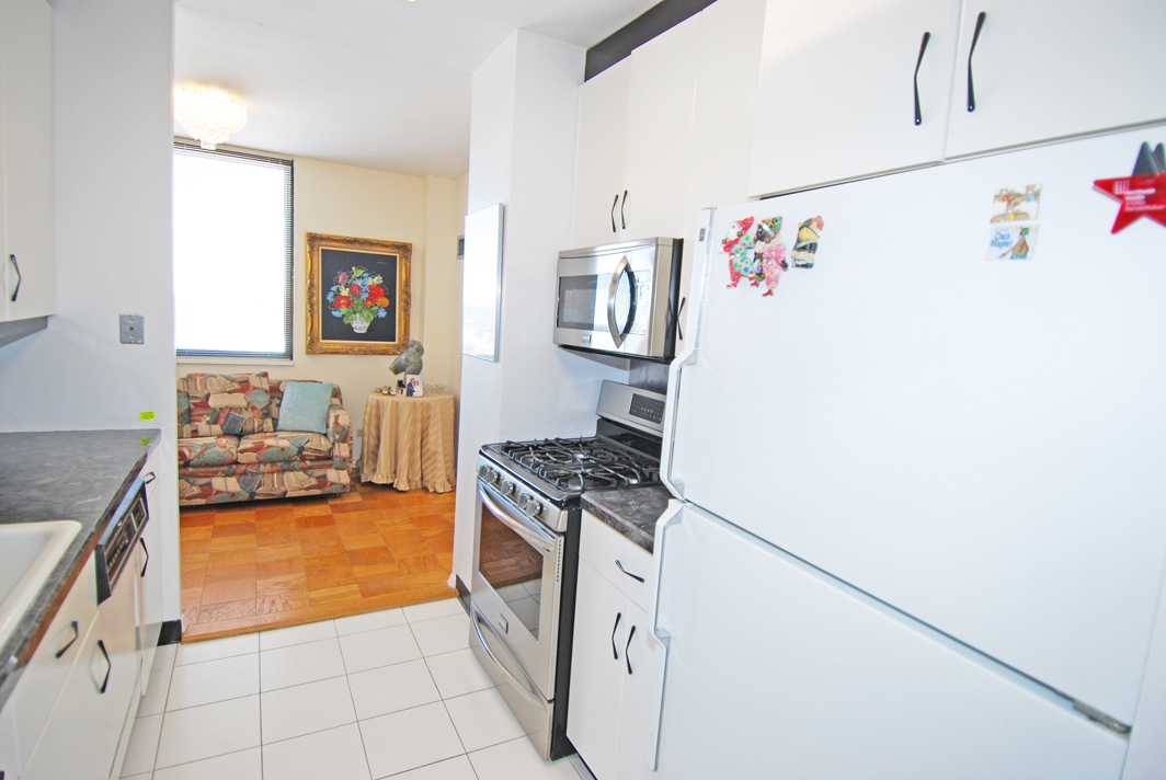 North Shore Towers Apt.