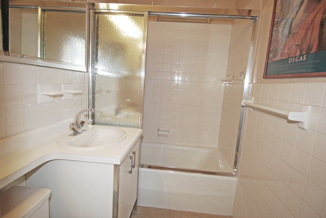 North Shore Towers Apt.