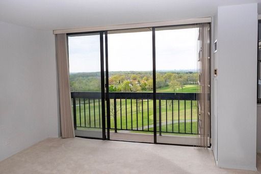 North Shore Towers Apt.