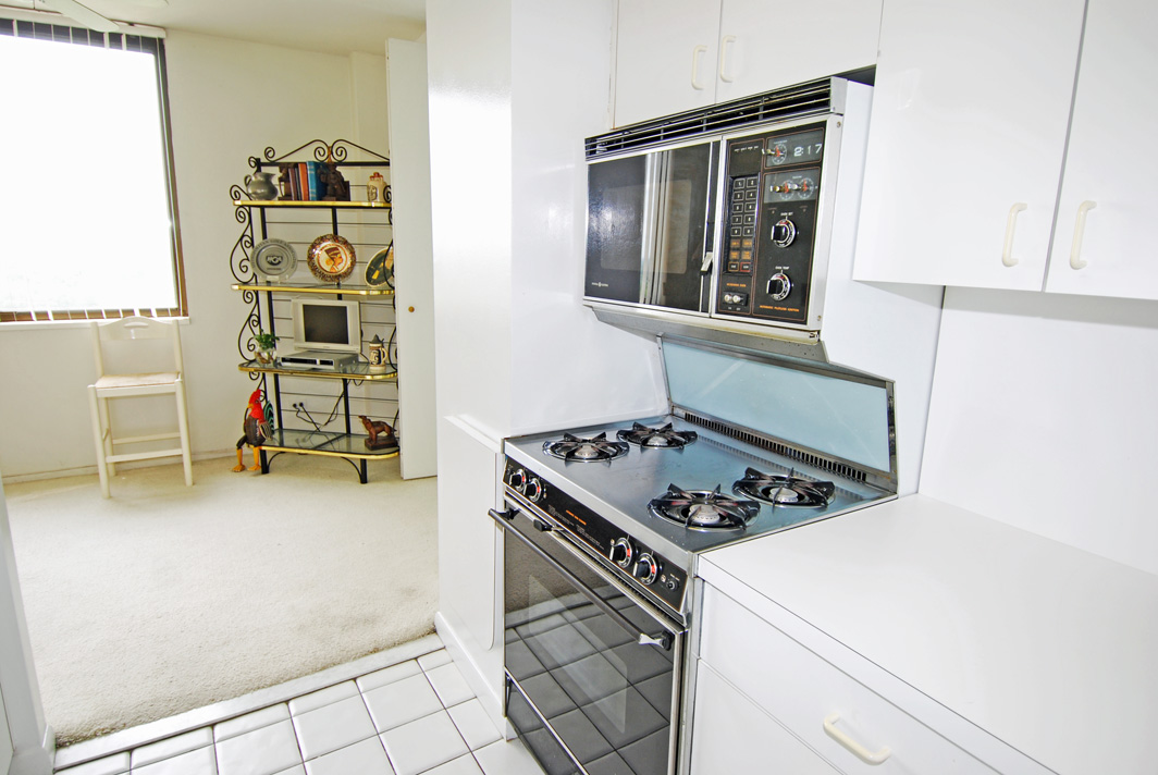 North Shore Towers Apt.