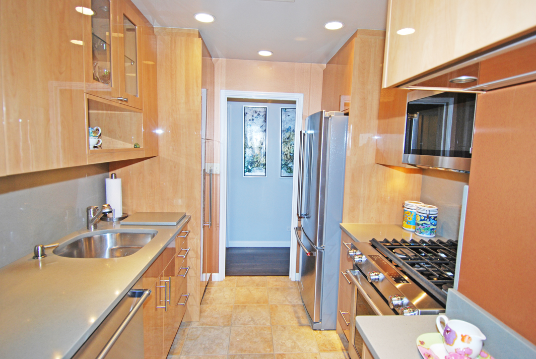 North Shore Towers Apt.