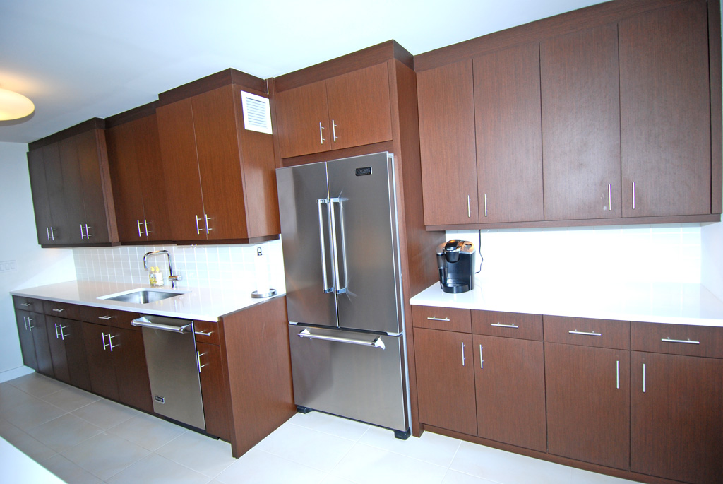 North Shore Towers Apt.