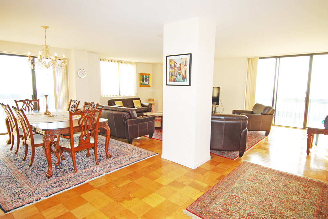 North Shore Towers Apt.