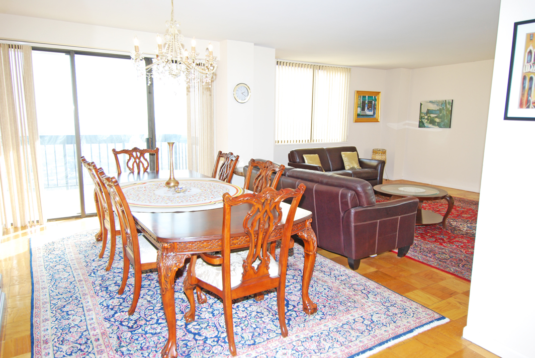 North Shore Towers Apt.