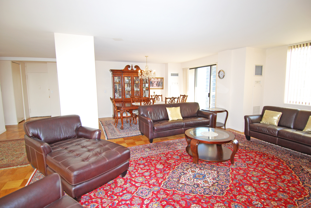 North Shore Towers Apt.