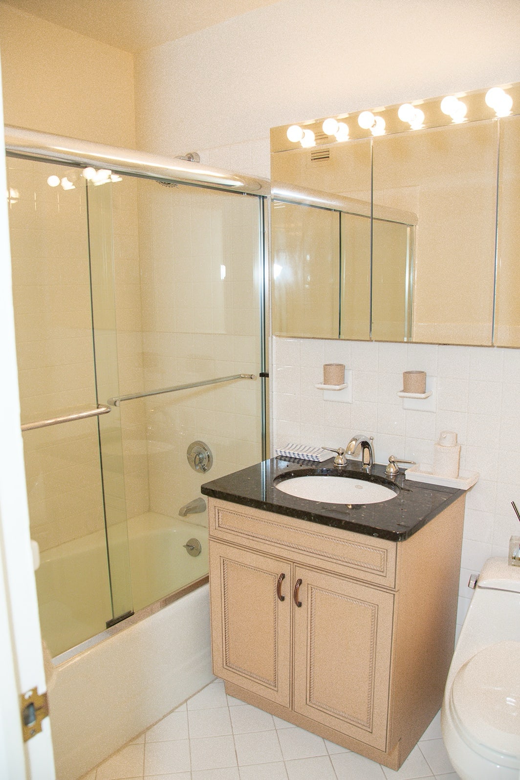 North Shore Towers Apt.