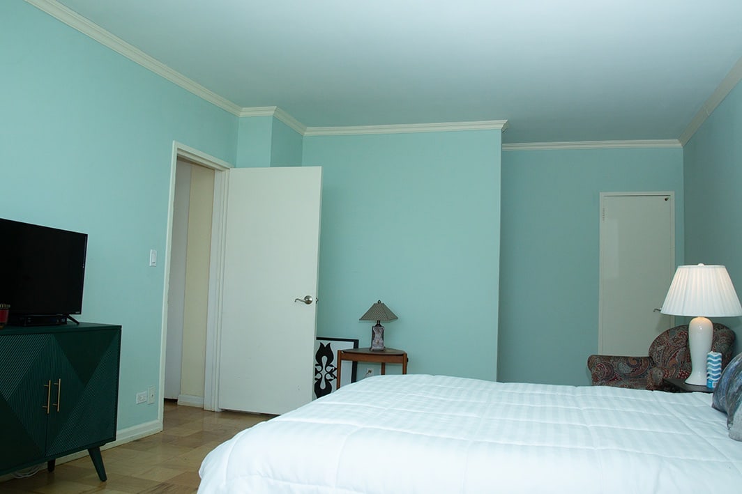 North Shore Towers Apt.