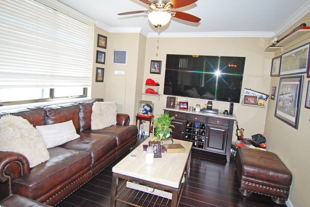 North Shore Towers Apt.