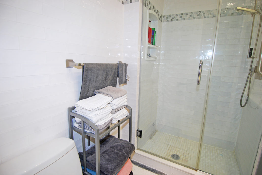 North Shore Towers Apt.