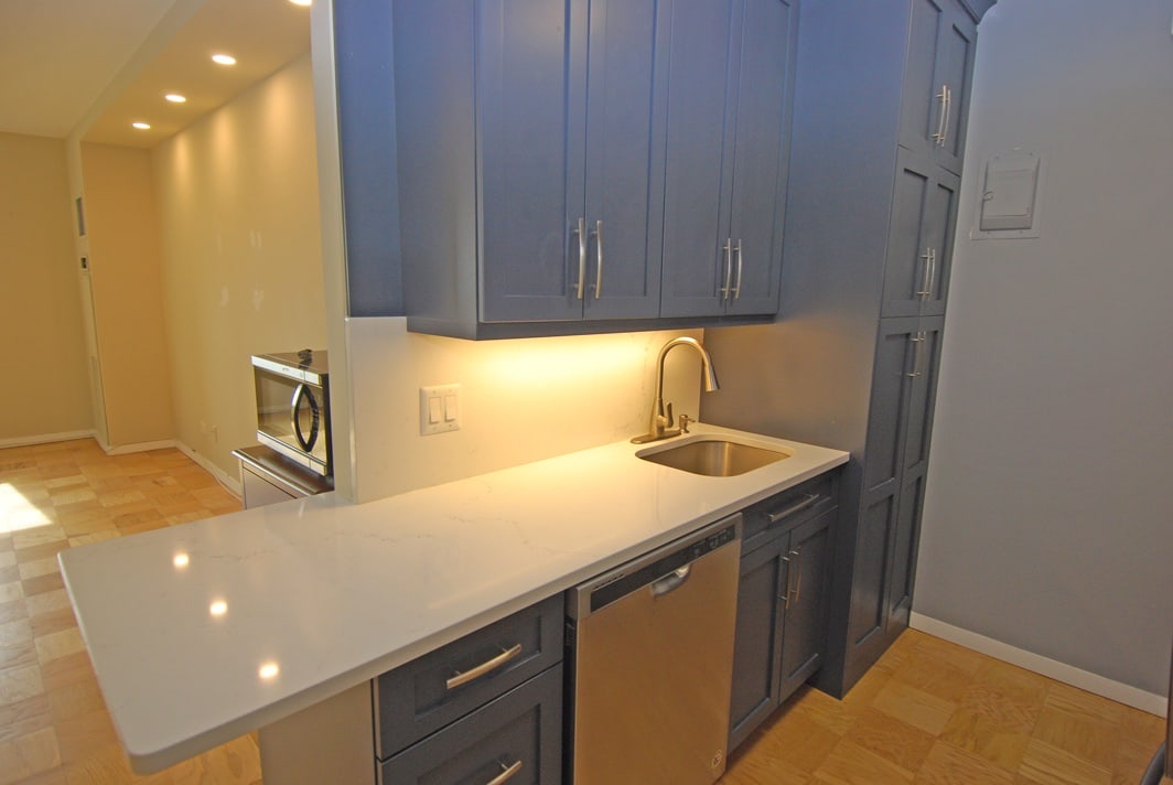 North Shore Towers Apt.