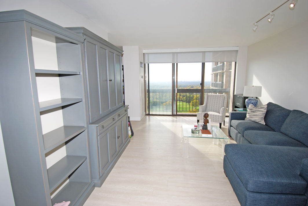 North Shore Towers Apt.