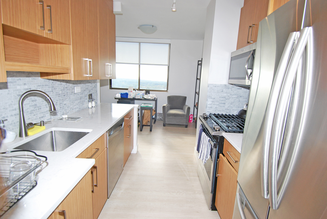 North Shore Towers Apt.