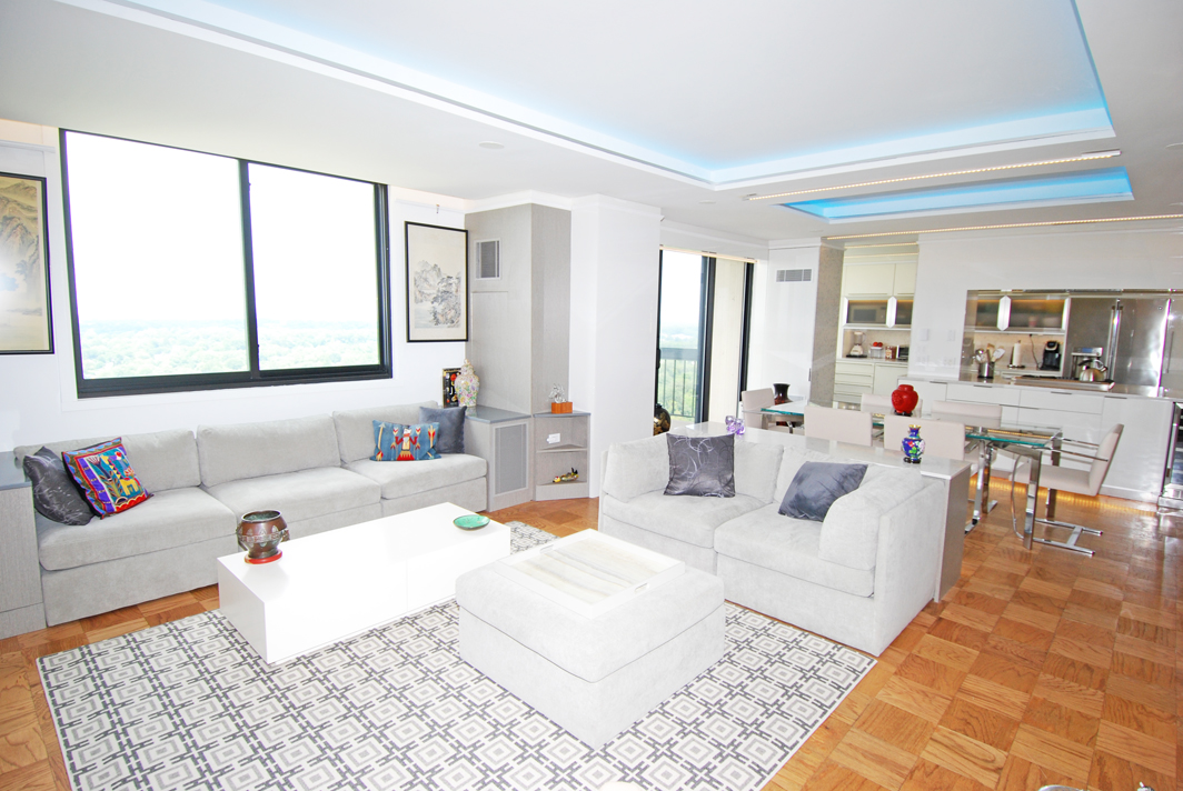 North Shore Towers Apt.