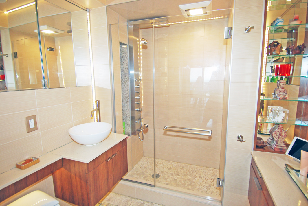 North Shore Towers Apt.