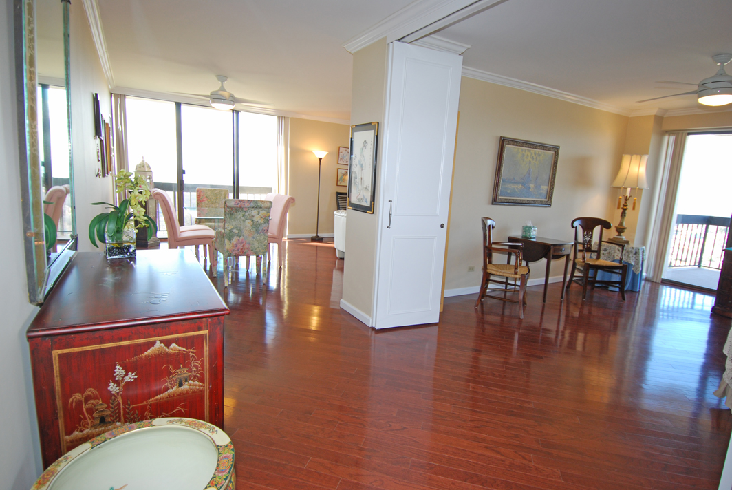 North Shore Towers Apt.