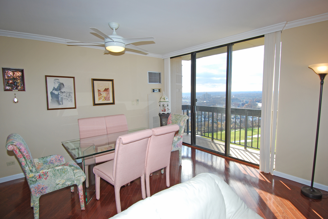 North Shore Towers Apt.