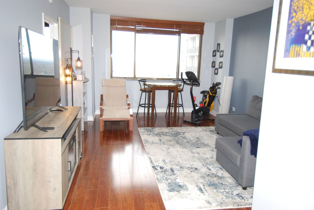 North Shore Towers Apt.