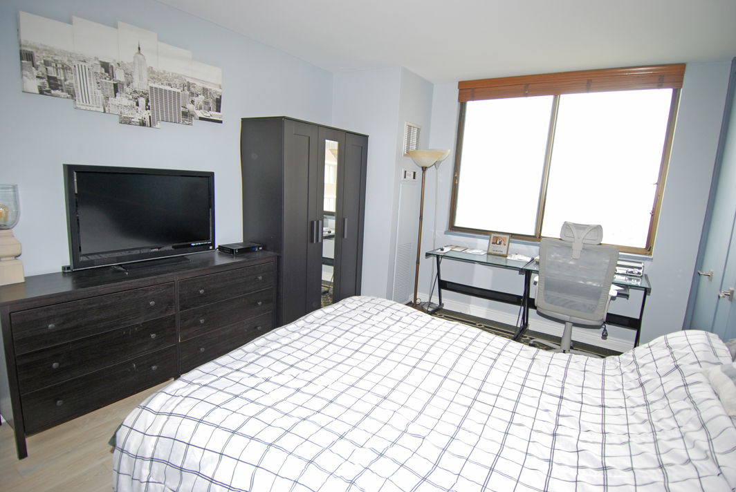 North Shore Towers Apt.