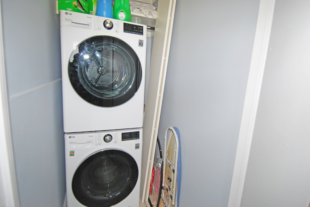 North Shore Towers Apt.