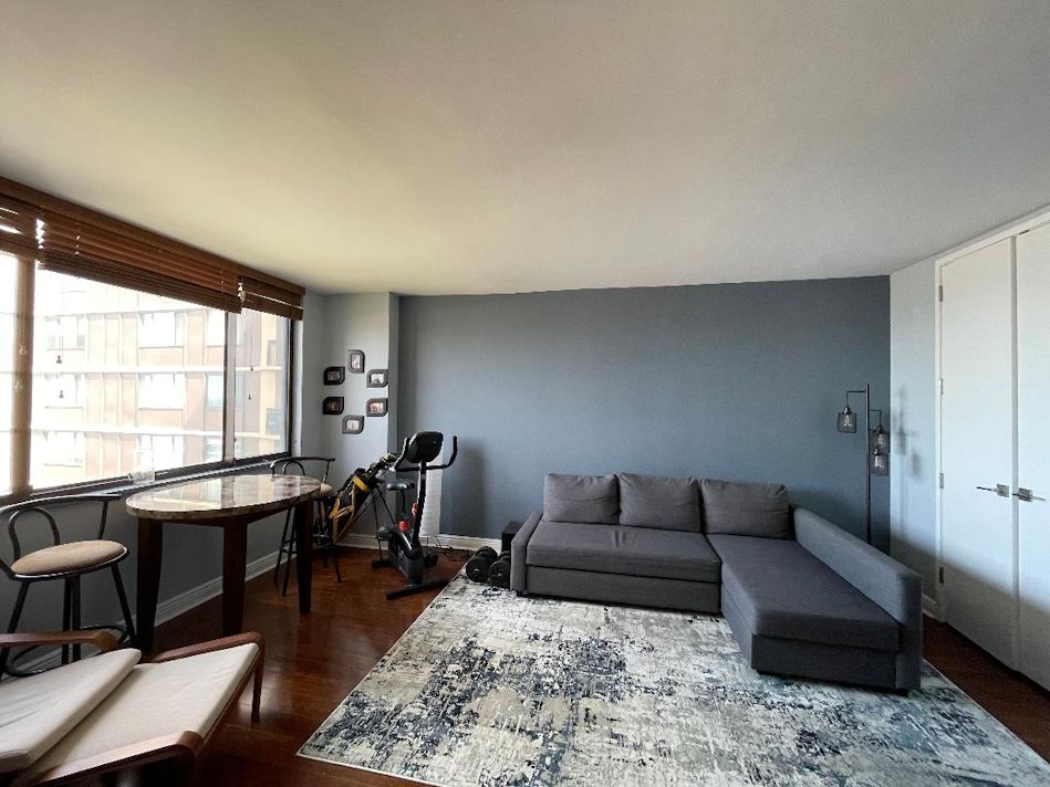 North Shore Towers Apt.