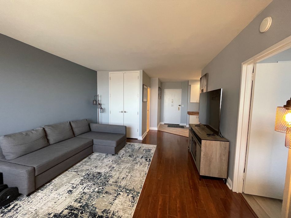 North Shore Towers Apt.