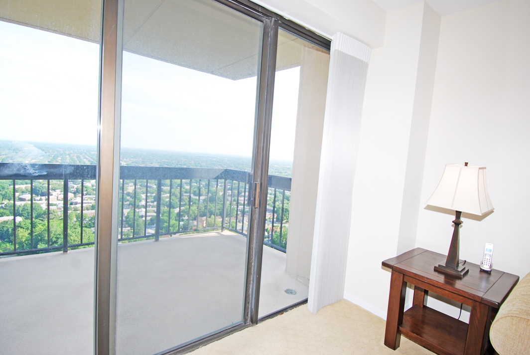 North Shore Towers Apt.