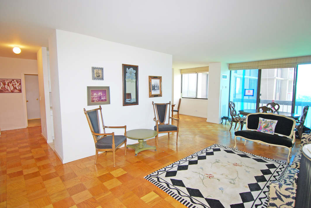 North Shore Towers Apt. 