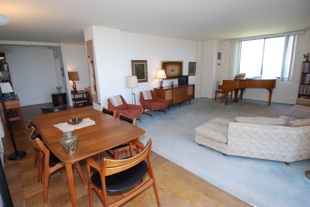 North Shore Towers Apt.